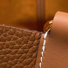 将图像加载到图库查看器中，HERMES In the loop Gold Taurillon Clemence Swift Leather Size 18

