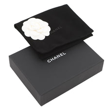 将图像加载到图库查看器中，CHANEL Tri-fold compact wallet BeigeAP0230 Caviar Leather

