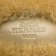 Load image into Gallery viewer, HERMES Oran Sandals Beige Argile Sheepskin Size 36
