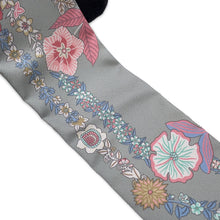 将图像加载到图库查看器中，HERMES Twilly Bride de Gala en Fleur &amp; Eyeliner Vert Almond/Pink/White Silk100%
