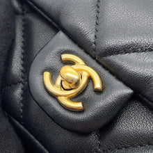 Load image into Gallery viewer, CHANEL Matelasse ChainClutch Bag BlackAP2271 Lambskin
