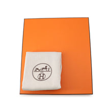 Load image into Gallery viewer, HERMES Neo Garden Ecru/Gold Toile H Negonda Leather Size 23
