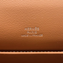 Load image into Gallery viewer, HERMES PochetteKelly Gold Swift Leather Size 22
