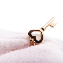 Load image into Gallery viewer, TIFFANY&amp;Co. Heart key Necklace 18K Pink Gold
