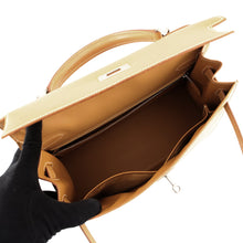 Load image into Gallery viewer, HERMES Kelly Sellier Natural Chamonix Leather Size 32

