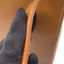 Load image into Gallery viewer, HERMES Kelly Sellier Natural Chamonix Leather Size 32
