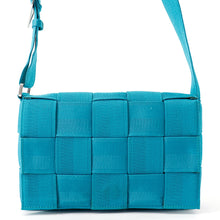 将图像加载到图库查看器中，Bottega Veneta Cassette Shoulder Bag Blue Canvas
