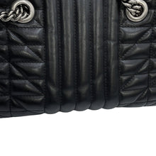 Load image into Gallery viewer, GUCCI GG Marmont Chain Tote Bag Black681483 UM8BN 1000 Leather Size Small
