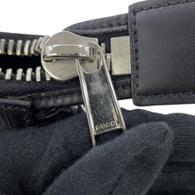 Load image into Gallery viewer, GUCCI GG Supreme Shoulder Bag Black523599 K5RLN 1095 GG Supreme Leather
