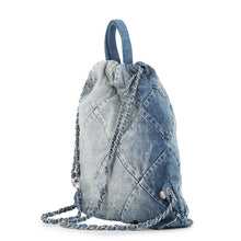 将图像加载到图库查看器中，CHANEL CHANEL22 Backpack BlueAS3859 Denim Size Small
