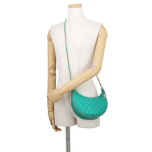 将图像加载到图库查看器中，CHANEL Matelasse ChainShoulder Bag GreenAS3917 Lambskin Size Small
