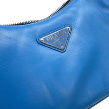 将图像加载到图库查看器中，PRADA Re-edition Shoulder Bag Light Blue1BH204 Leather
