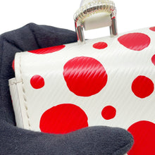 将图像加载到图库查看器中，LOUIS VUITTON LVxYK Cluny White/RedM21722 Epi Leather Infinity Dot Size MINI
