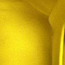 Load image into Gallery viewer, LOUIS VUITTON Marly PistachianM94617 Epi Leather Size BB
