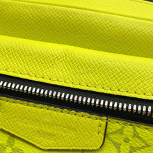 Load image into Gallery viewer, LOUIS VUITTON Bumbag JauneM30251 Taiga Leather / Lama Monogram
