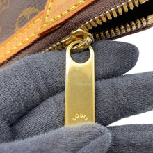 Load image into Gallery viewer, LOUIS VUITTON Thames BrownM56384 Monogram Size PM
