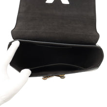 Load image into Gallery viewer, LOUIS VUITTON Twist BlackM52897 Epi Leather Size MM
