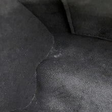 Load image into Gallery viewer, LOUIS VUITTON Twist BlackM52897 Epi Leather Size MM
