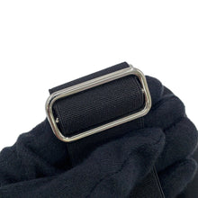将图像加载到图库查看器中，PRADA Re-Nylon Triangle Logo Wristband Pouch Black2TT095_2DMK_F0002 Nylon
