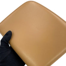 Load image into Gallery viewer, Ferragamo Fiamma Shoulder Bag Light Camel215971 769388 Calf Leather Size XS
