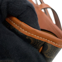 将图像加载到图库查看器中，CELINE Triomphe Cabas Tote Bag Tan115072CAS.04LU PVC Leather Size Medium
