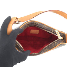 Load image into Gallery viewer, LOUIS VUITTON Pochette・Croissant RedM51510 Monogram
