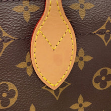 Load image into Gallery viewer, LOUIS VUITTON Carry it RedM45199 Monogram
