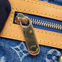 Load image into Gallery viewer, LOUIS VUITTON Flat shopper BlueM95018 Monogram Denim
