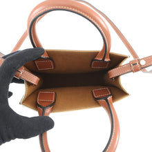将图像加载到图库查看器中，CELINE Vertical hippopotamus Ivory/Tan194372 PVC Leather Size Mini
