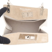 将图像加载到图库查看器中，Maison Margiela Maison Margiela Snatched Shoulder Bag GreigeS56WG0168P4745T2003 Leather Size Small
