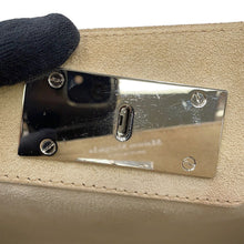 将图像加载到图库查看器中，Maison Margiela Maison Margiela Snatched Shoulder Bag GreigeS56WG0168P4745T2003 Leather Size Small
