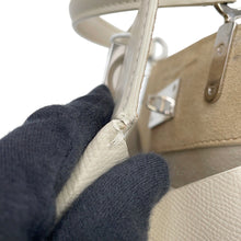将图像加载到图库查看器中，Maison Margiela Maison Margiela Snatched Shoulder Bag GreigeS56WG0168P4745T2003 Leather Size Small
