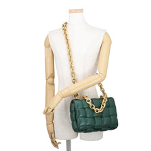 将图像加载到图库查看器中，Bottega Veneta Padded Maxi Intrecciato Chain Cassette rain tree631421VBWZ03035 Leather
