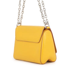 将图像加载到图库查看器中，LOUIS VUITTON Twist YellowM59727 Epi Leather Size PM
