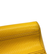 将图像加载到图库查看器中，LOUIS VUITTON Twist YellowM59727 Epi Leather Size PM
