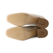 Load image into Gallery viewer, HERMES Short boots Vol Vert Beige Knit Size 37
