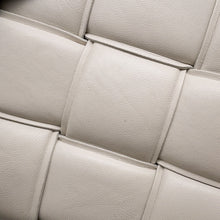 将图像加载到图库查看器中，Bottega Veneta Cassette ChainShoulder Bag White631421 Leather
