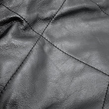 Load image into Gallery viewer, CHANEL CHANEL22 BlackAS3980 Shiny Calf Leather Size Mini

