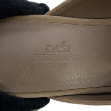 Load image into Gallery viewer, HERMES mule oz Etoupe suede Size 36H

