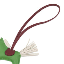 将图像加载到图库查看器中，HERMES Rodeo Bag Charm Vert Yucca/Craie/RougeH Lambskin Size PM
