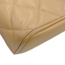 将图像加载到图库查看器中，CHANEL Matelasse Medallion Tote BeigeA01804 Caviar Leather
