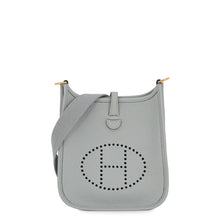 将图像加载到图库查看器中，HERMES Evelyne Long Blue Gacier Taurillon Clemence Size TPM
