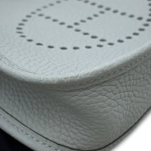 将图像加载到图库查看器中，HERMES Evelyne Long Blue Gacier Taurillon Clemence Size TPM
