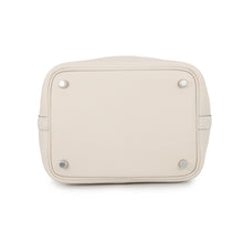 将图像加载到图库查看器中，HERMES Picotin Lock Eclat Nata/Poussiere Taurillon Clemence Size PM
