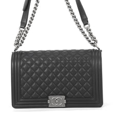 将图像加载到图库查看器中，CHANEL Boy Chanel BlackA92193 Lambskin Size Large
