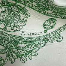 将图像加载到图库查看器中，HERMES Carre (Golden Carriage) Size 70 Green/Gray Silk100%
