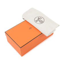 Load image into Gallery viewer, HERMES PochetteKelly Etoupe Swift Leather
