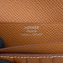 Load image into Gallery viewer, HERMES Bean compact Gold Epsom
