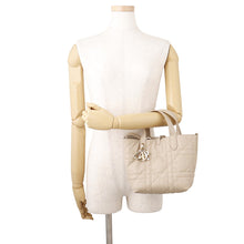 将图像加载到图库查看器中，Dior ToJules Vertical Macrocannage Tote Bag ChalkBeigeM2835OSNW_M79U Lambskin Size Small
