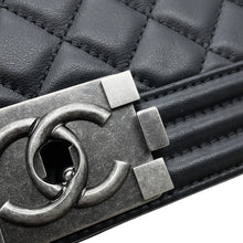 将图像加载到图库查看器中，CHANEL Boy Chanel ChainShoulder Bag BlackA67086 Lambskin Size 25
